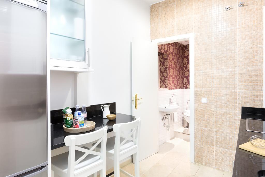 Two-Bedroom Apartment,398605911:JPEG